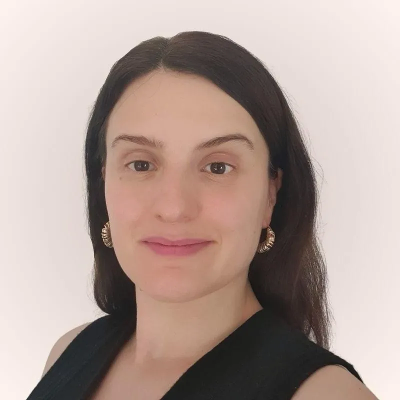 Beth Devane, Graphic Designer, User Experience at Visitour